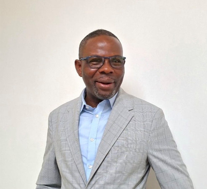 Dr. Mario Tavira dos Santos